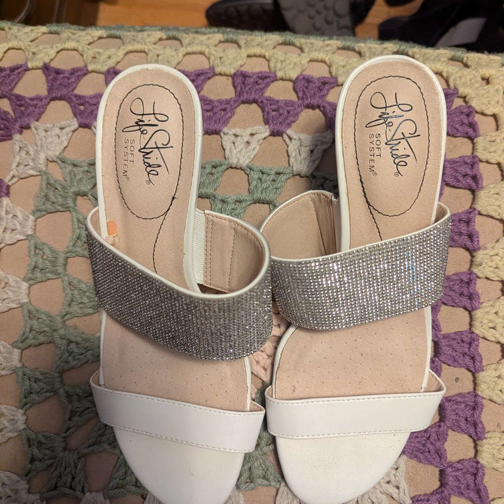 Life Stride Women's White and Silver Sandals